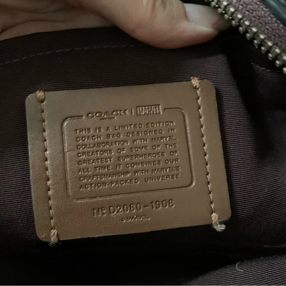 Coach Marvel Jes Crossbody Captain America Black Widow Comic Book Print Purse - Picture 11 of 16